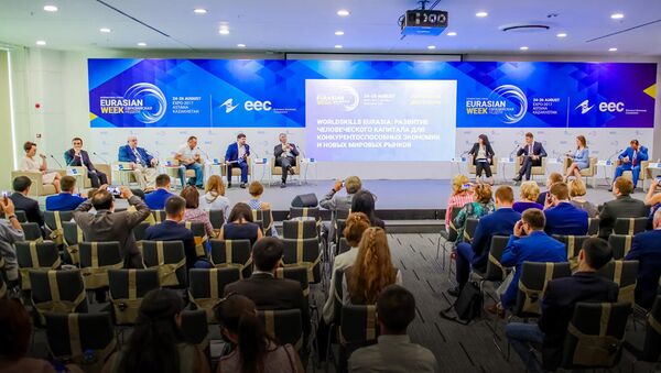 Решение о создании новой макрорегиональной структуры внутри WorldSkills International было принято сегодня на Евразийской неделе в Астане - Sputnik Узбекистан