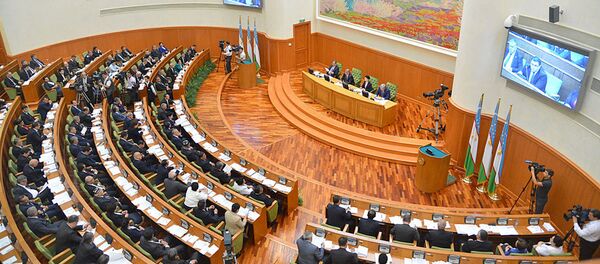 Пленарное заседание Сената Олий Мажлиса Республики Узбекистан - Sputnik Ўзбекистон