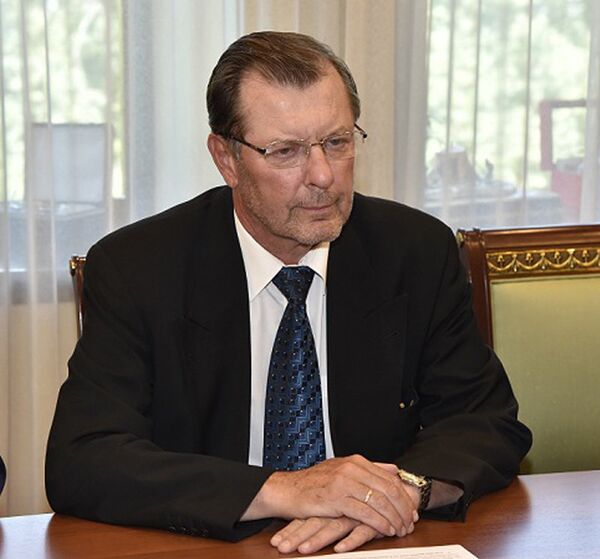 Полномочный посол Латвийской Республики Михаилс Поповс в Узбекистане - Sputnik Узбекистан