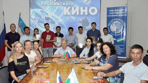 День российского кино в РЦНК в Ташкенте - Sputnik Узбекистан