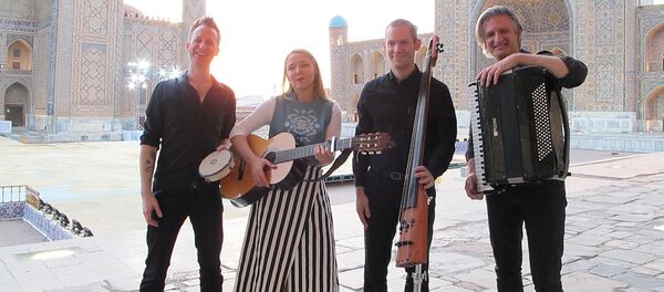 Австралийский ансамбль Zulya and The children of the underground - Sputnik Узбекистан