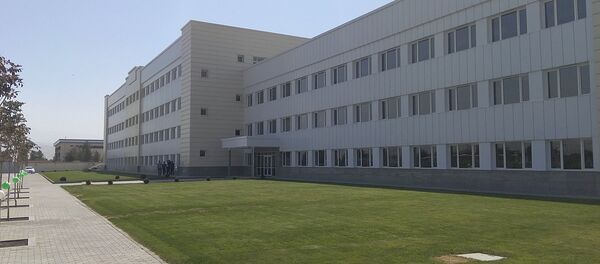 Na territorii svobodnoy ekonomicheskoy zoni Angren vveden v ekspluatatsiyu zavod pro proizvodstvu keramicheskoy plitki - Sputnik O‘zbekiston