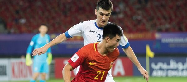 Сборная Узбекистана по футболу уступила Китаю Сборная Узбекистана по футболу уступила Китаю - Sputnik Ўзбекистон