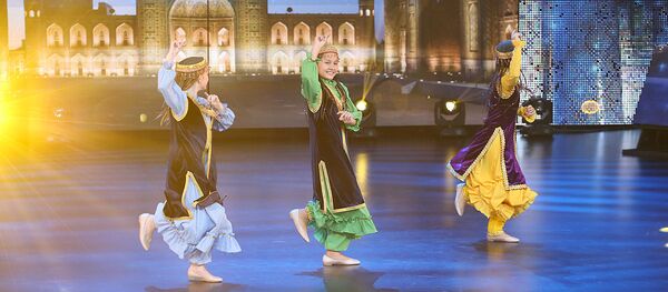 Участницы конкурса Ты супер! Танцы из Узбекистана - Sputnik Узбекистан