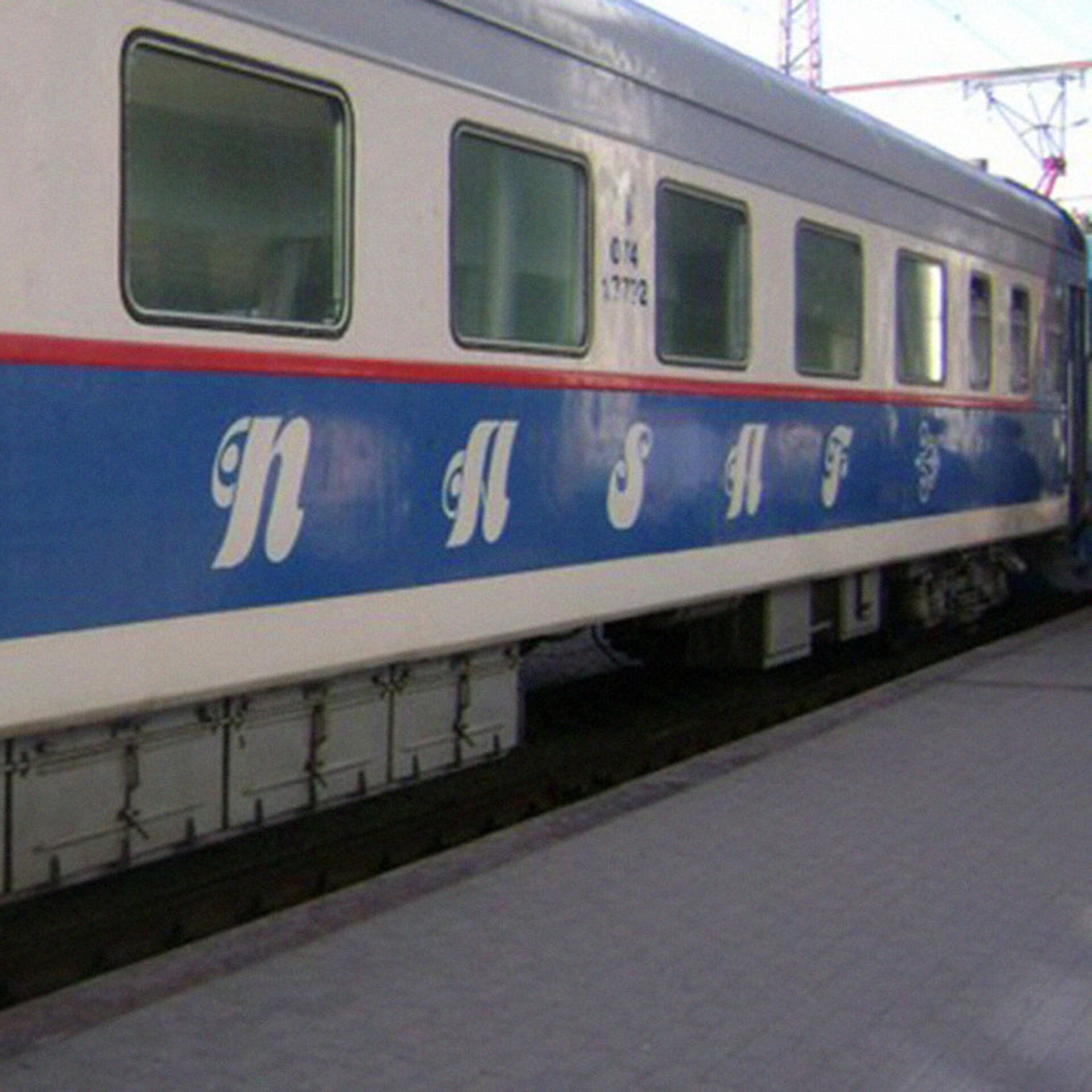 Вагоны поезда 028. Северная Пальмира 027а. Поезд 028а Москва Санкт-Петербург. Поезд 028а св. Северная Пальмира поезд.