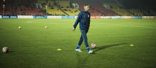 Стадион имени Долона Омурзакова в Бишкеке - Sputnik Узбекистан