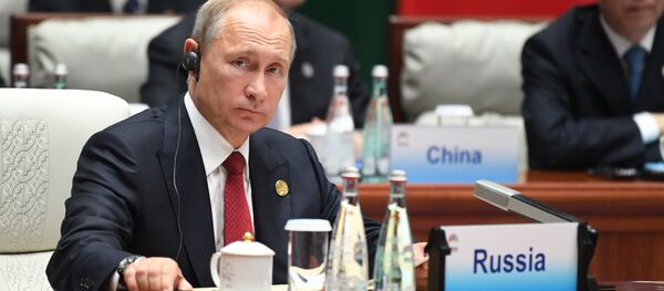 Президент РФ В. Путин на саммите лидеров БРИКС. День второй - Sputnik Ўзбекистон