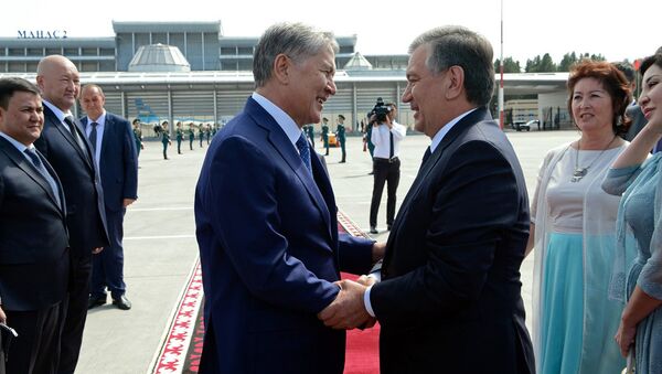 Президент Кыргызстана Алмазбек Атамбаев и Президент Узбекистана Шавкат Мирзиёев - Sputnik Ўзбекистон