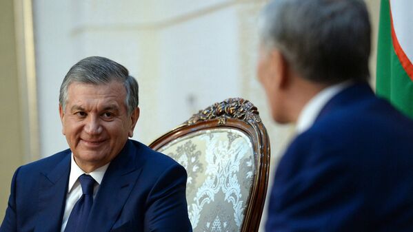 За время пребывания Мирзиёева в Бишкеке лидеры двух стран подписали более десятка двусторонних договоров - Sputnik Узбекистан