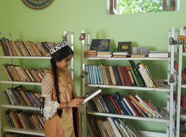 В селе Жалаер Риштанского района Ферганской области открыли музей ремесленного искусства - Sputnik Узбекистан