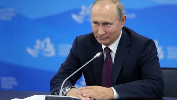 Rabochaya poyezdka prezidenta RF V. Putina v Primorskiy kray. Den tretiy - Sputnik Oʻzbekiston