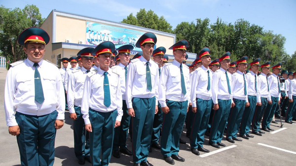 Сотрудники органов внутренних дел Узбекистана - Sputnik Узбекистан