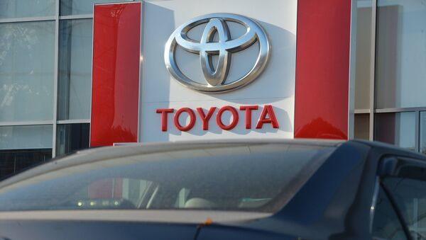 Kompaniya Toyota otzivayet rad avtomobiley iz-za neispravnosti - Sputnik O‘zbekiston