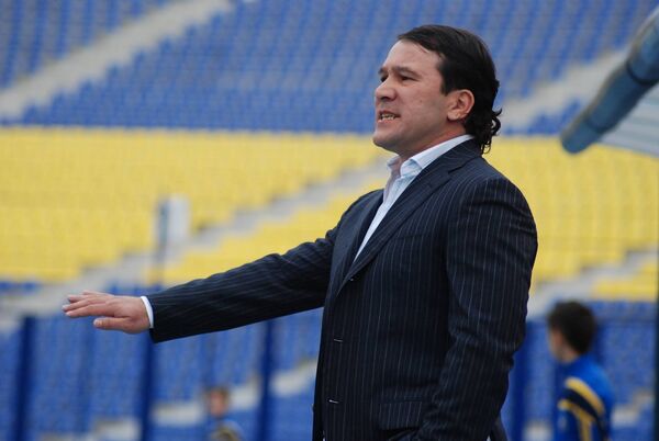 Главный тренер юношеской футбольной сборной подал в отставку - Sputnik Узбекистан