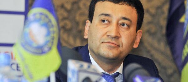 Президент Федерации футбола Узбекистана Умид Ахмаджанов Президент Федерации футбола Узбекистана Умид Ахмаджанов - Sputnik Ўзбекистон