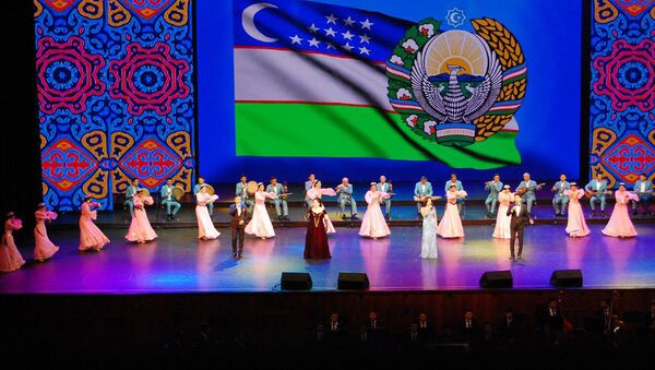Концерт-открытие дней узбекской культуры в России в Государственном Кремлевском Дворце - Sputnik Узбекистан