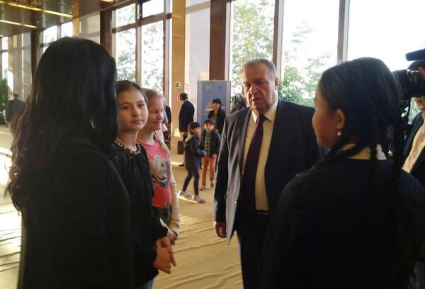 Министр культуры РУз пожелал удачи участницам из Узбекистана проекта Ты супер. Танцы - Sputnik Узбекистан