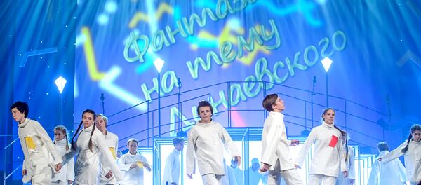 Спектакль Фантазии на тему Дунаевского Московского Детского музыкального театра юного актера Спектакль Фантазии на тему Дунаевского Московского Детского музыкального театра юного актера - Sputnik Узбекистан