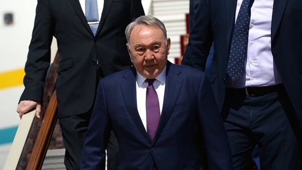 Prezident Kazaxstana Nursultan Nazarbayev - Sputnik Oʻzbekiston