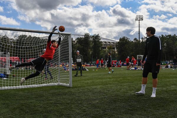 Фестиваль Россия любит футбол в Лужниках Фестиваль Россия любит футбол в Лужниках - Sputnik Узбекистан