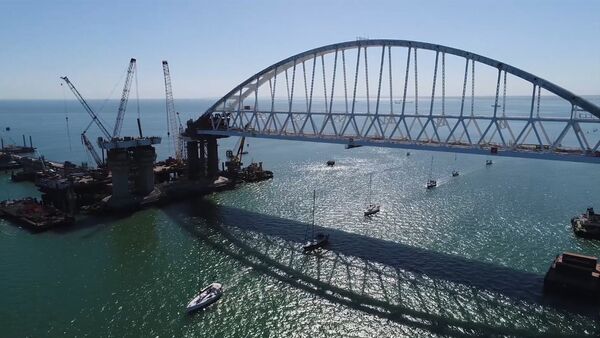 SPUTNIK_Parusnaya regata pod arkoy Krimskogo mosta - Sputnik O‘zbekiston