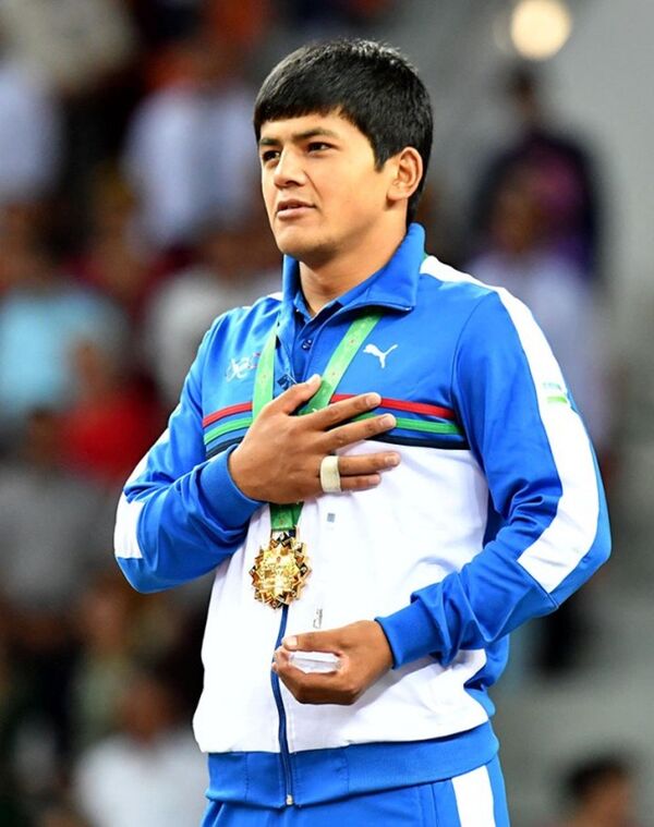 Бронзовый призер V Азиатских игр в закрытых помещениях Сухроб Усманов Бронзовый призер V Азиатских игр в закрытых помещениях Сухроб Усманов - Sputnik Узбекистан