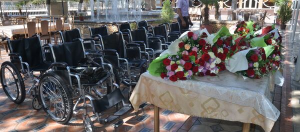 Президент номидан ногиронларга аравачалар топширилди Президент номидан ногиронларга аравачалар топширилди - Sputnik Ўзбекистон