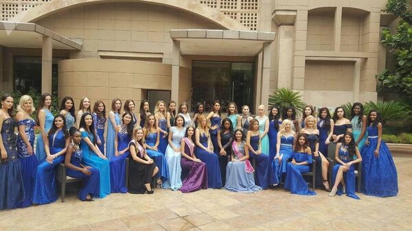 Садорат Маматкулова на конкурсе красоты в Индии Самое красивое лицо мира - 2017 - Sputnik Узбекистан