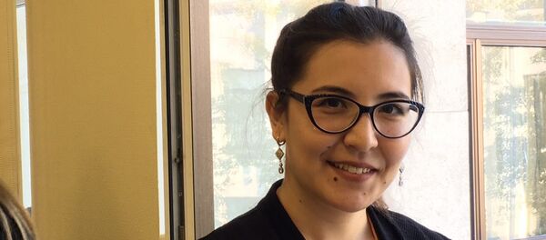 Ведущий специалист учебно-ресурсного центра международного Вестминстерского университета в Ташкенте Римма Атабаева - Sputnik Узбекистан