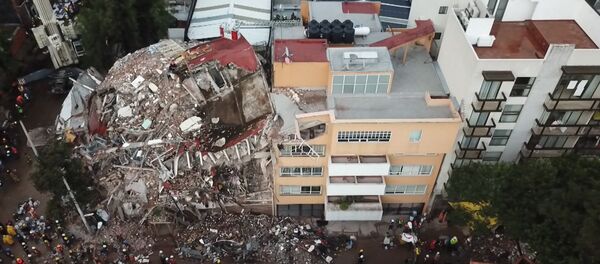 СПУТНИК_Последствия землетрясения в Мехико СПУТНИК_Последствия землетрясения в Мехико - Sputnik Узбекистан