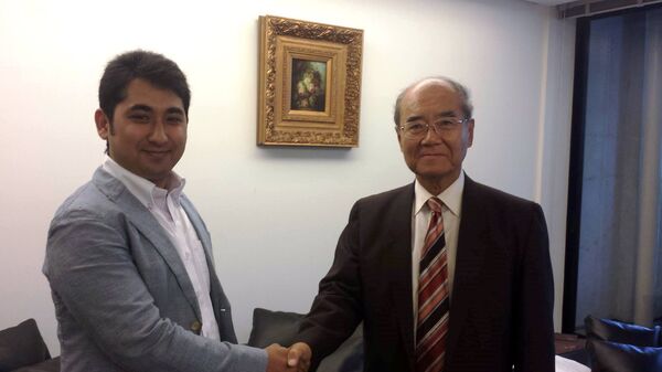 29 летний доктор политических наук Умид Махмудов - Sputnik Ўзбекистон