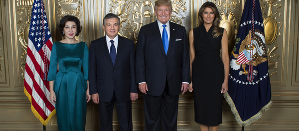 Президенты Узбекистана и США с супругами - Sputnik Узбекистан