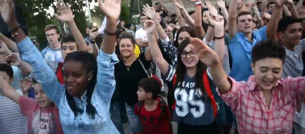 Ташкент с вами: флешмоб в поддержку участниц Ты супер! Танцы - Sputnik Узбекистан