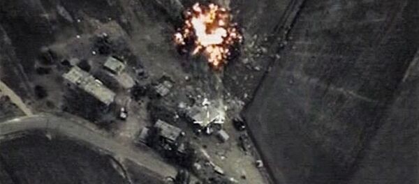 Боевая авиация РФ нанесла точечные удары по позициям ИГ в Сирии Боевая авиация РФ нанесла точечные удары по позициям ИГ в Сирии - Sputnik Узбекистан