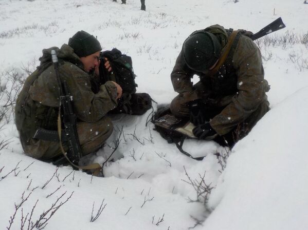 Тренировка узбекских спецназовцев в Саянах - Sputnik Ўзбекистон