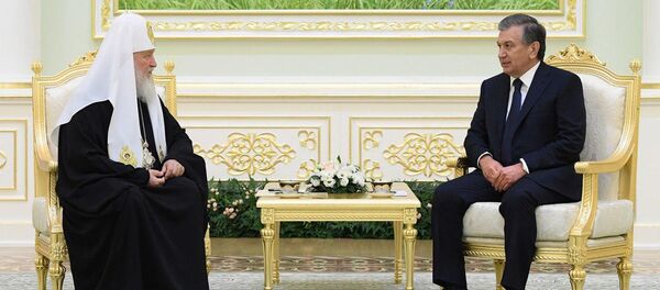 Встреча Шавката Мирзиёева и патриарха Кирилла Встреча Шавката Мирзиёева и патриарха Кирилла - Sputnik Ўзбекистон