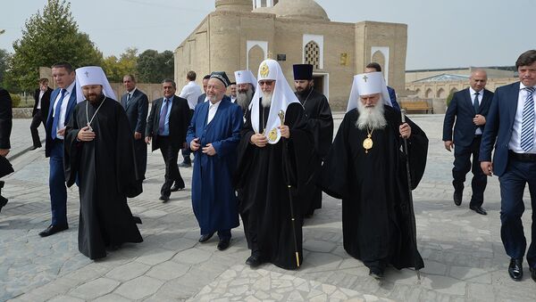 Патриарх Кирилл посетил Бухару - Sputnik Узбекистан