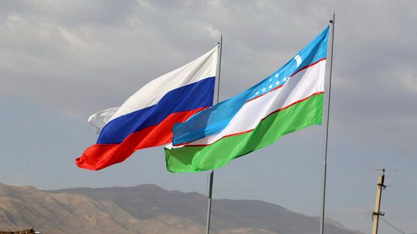 Флаги России и Узбекистана - Sputnik Ўзбекистон