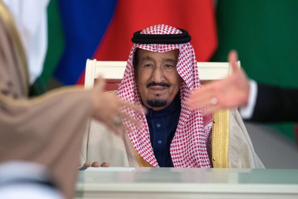Saudiya qiroli SAlman Al-Saudning Moskvaga tashrifi - Sputnik O‘zbekiston