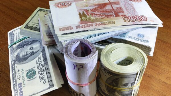 Денежные купюры и монеты разных стран - Sputnik Узбекистан