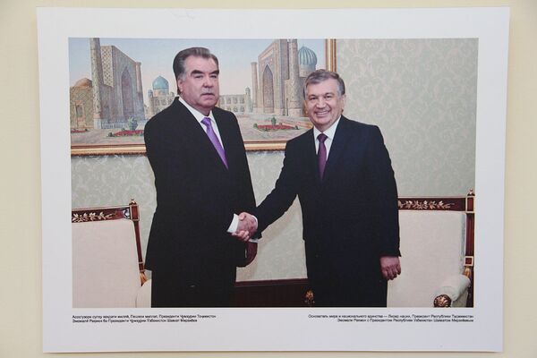 В Национальной галерее Узбекистана открылась выставка Современный Таджикистан - Sputnik Узбекистан