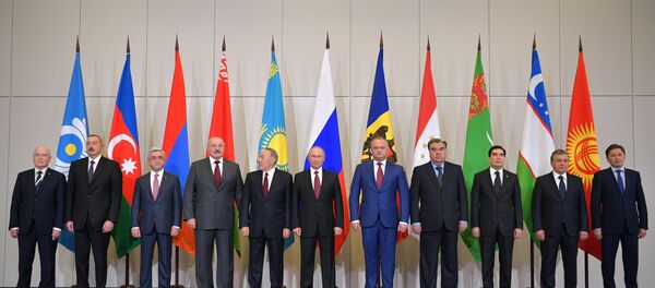 Prezident RF V. Putin prinimayet uchastie v zasedanii Soveta glav gosudarstv SNG - Sputnik O‘zbekiston