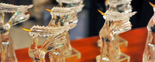 Statuetka premii Oltin Kalam Statuetka premii Oltin Kalam - Sputnik O‘zbekiston
