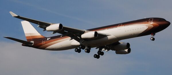 Airbus A340  Burkhan, принадлежащий Алишеру Усманову - Sputnik Ўзбекистон