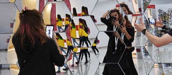 В преддверии открытия XIX Всемирного фестиваля молодежи и студентов - Sputnik Узбекистан