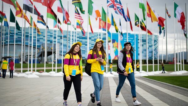 XIX Всемирный фестиваль молодежи и студентов. День первый - Sputnik Узбекистан
