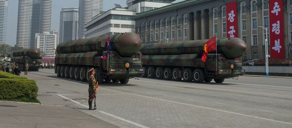 Праздничные мероприятия, посвященные 105-й годовщине со дня рождения Ким Ир Сена, в КНДР Праздничные мероприятия, посвященные 105-й годовщине со дня рождения Ким Ир Сена, в КНДР - Sputnik Ўзбекистон