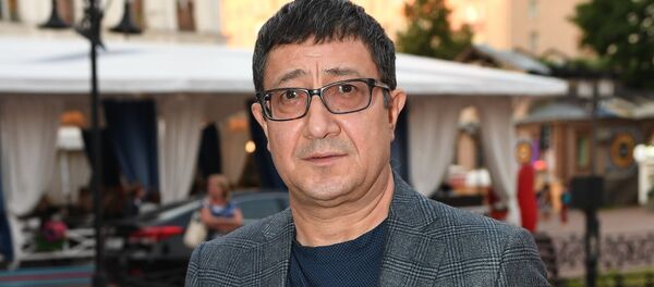 Режиссер Юсуп Разыков Режиссер Юсуп Разыков - Sputnik Узбекистан