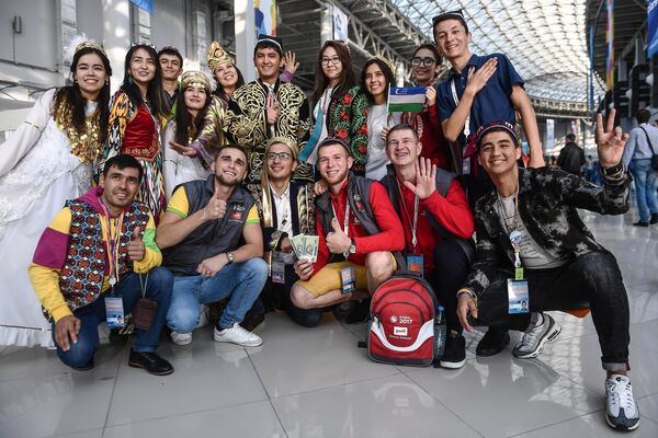 XIX Всемирный фестиваль молодежи и студентов. День пятый - Sputnik Узбекистан