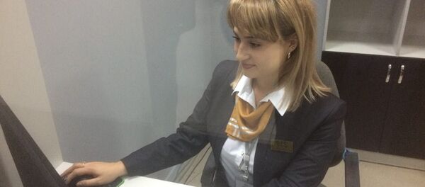 Визовый сбор для взрослых будет составлять 603,5 тысячи сумов, а для детей от шести лет — 158 тысяч сумов - Sputnik Узбекистан